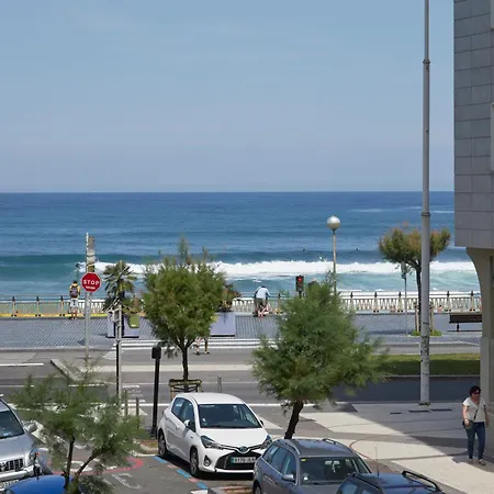 Always Easy L Hobe San Sebastián